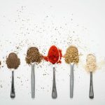 kak-da-zamenite-solta-v-ezhednevnata-si-dieta-5-zdravoslovni.jpg